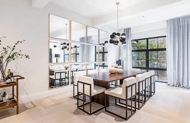 327 E 84th St #3 New York, NY 10028