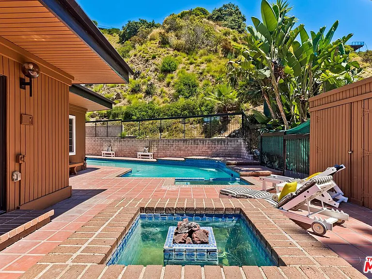 Property image 30